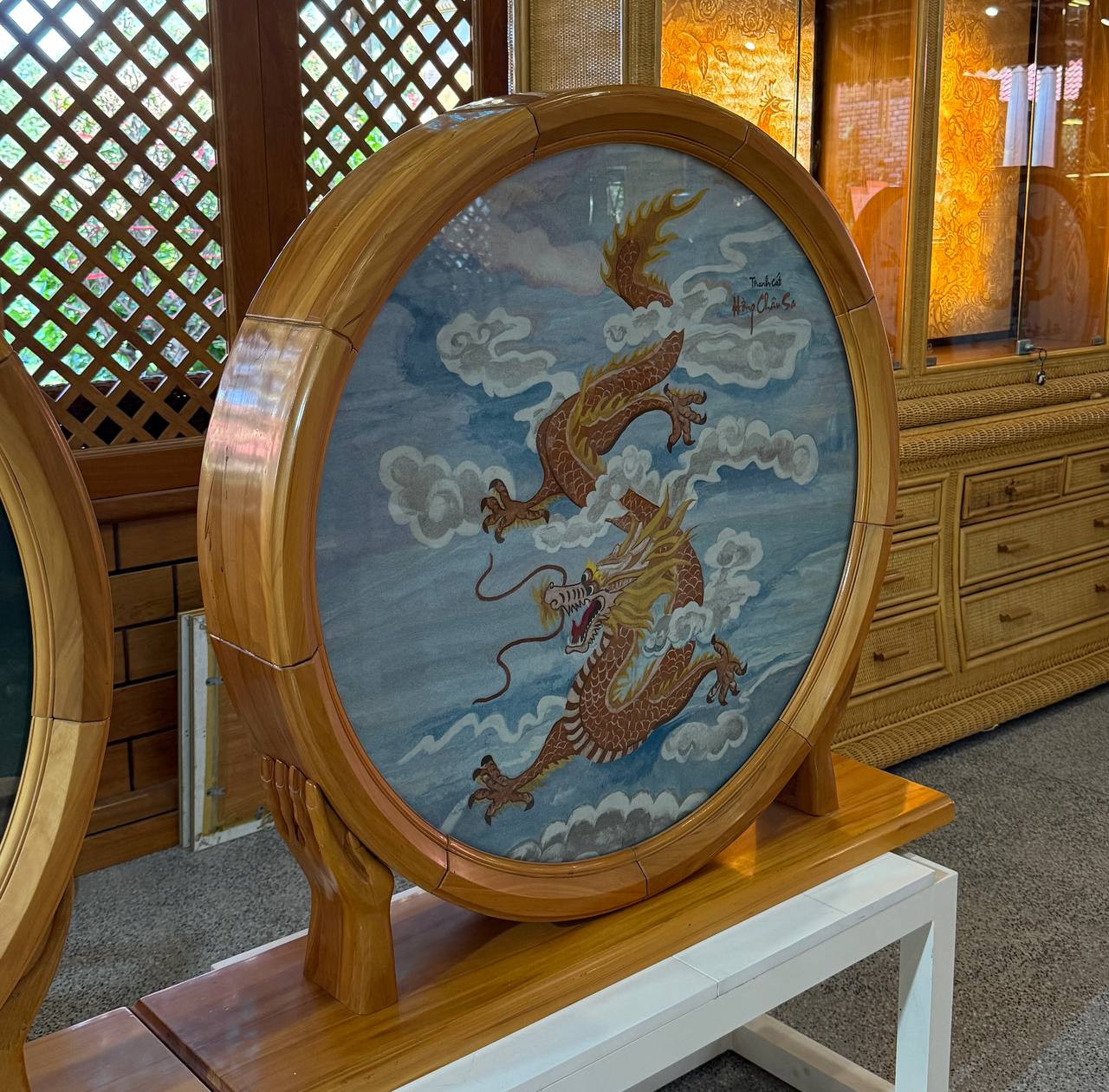 А пока ловите картины из песка